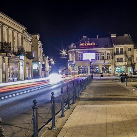 Midas Strzyżów Bagian luar foto